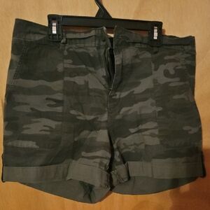 Camo Green Women's Shorts